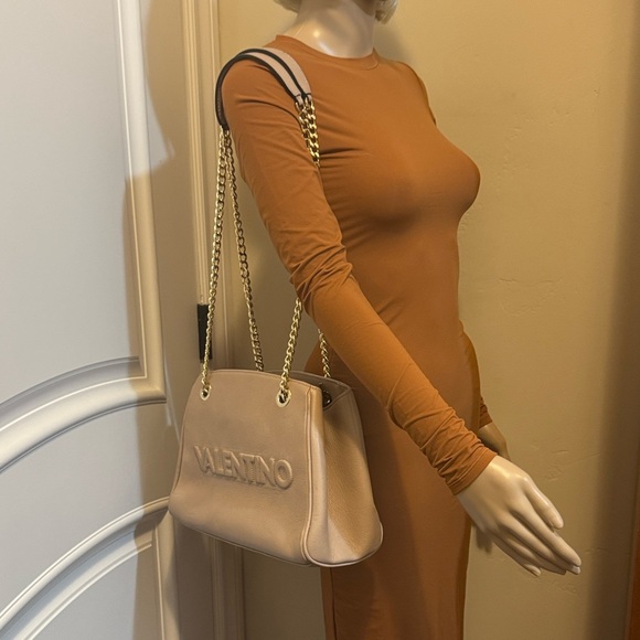 Valentino✨ Angelina Diamond Shoulder Bag by Mario Valentino
